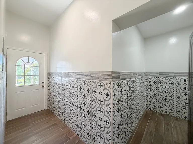 26 River Edge Rd #1W — Photo 7