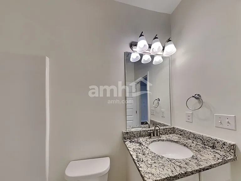 304 San Anselmo St — Photo 21