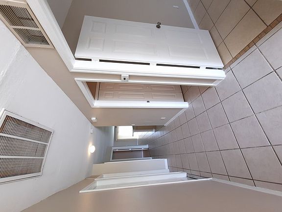 3rd image of 331 Gilbert Ave S #0