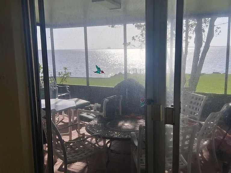 Riveredge Dr — Photo 11