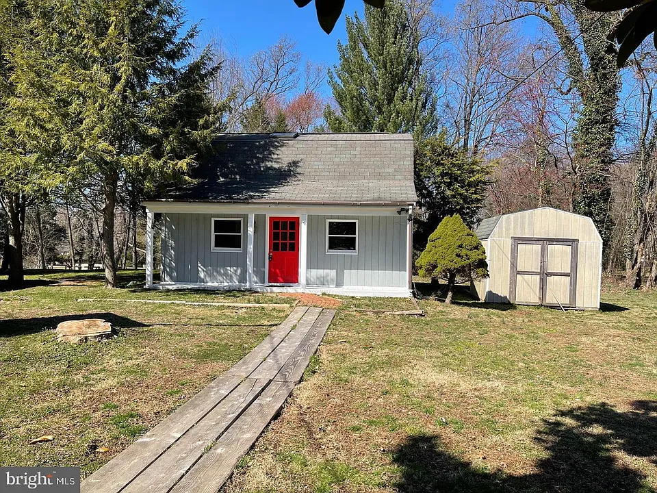624D Walker Rd