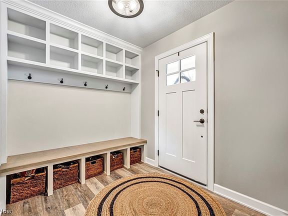 5th image of 4708 Cypress Point Dr