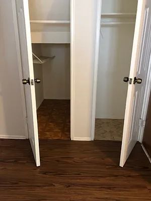 Rented by Alexiou Realty | media 7