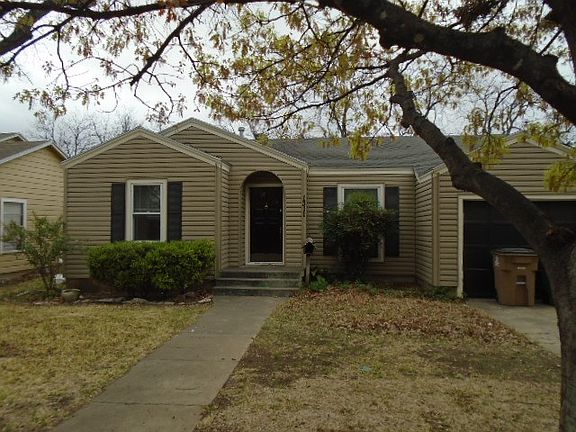 2nd image of 1311 W Avenue M
