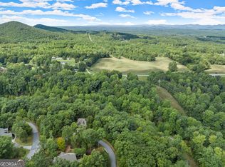 10 End Of The Trails Rd, Cleveland, GA 30528