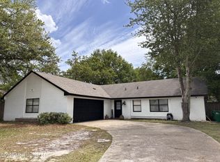 12317 Locke Pl, Ocean Springs, MS 39564