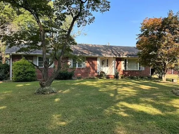 225 Caperton Ave, Lawrenceburg, TN 38464