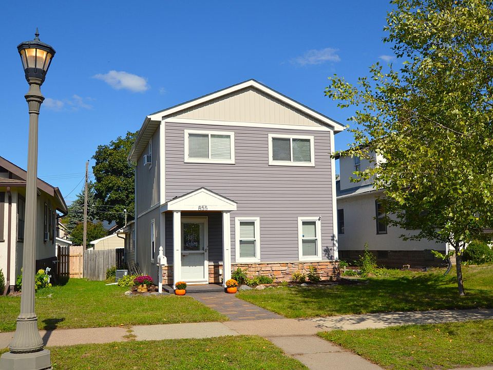 1st image of 855 Cottage Ave E