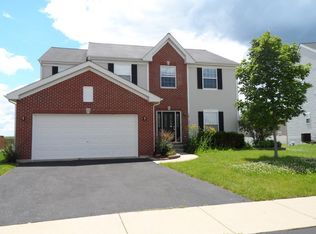 16105 Palm Dr, Crest Hill, IL 60403