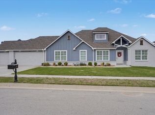 18977 E Ridgeline Rd, Catoosa, OK 74015