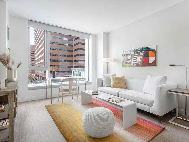 One65 Main — Photo 25