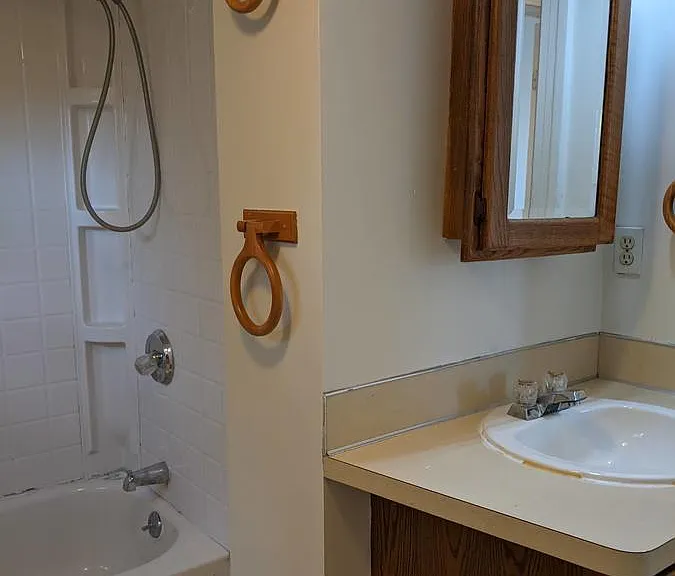 410 Pearl St #1 — Photo 22