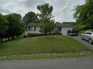 22088 Appleton Dr, Bristol, VA 24202
