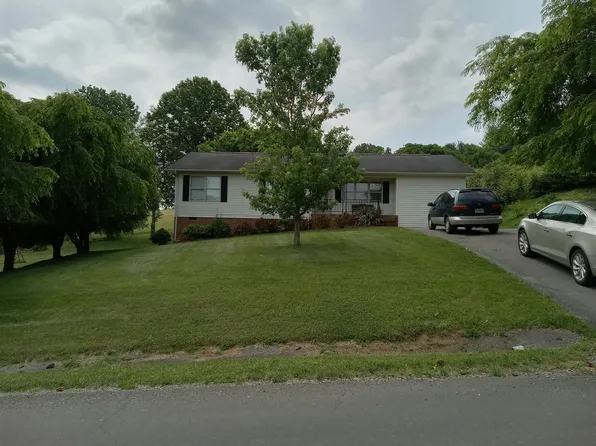 22088 Appleton Dr, Bristol, VA 24202