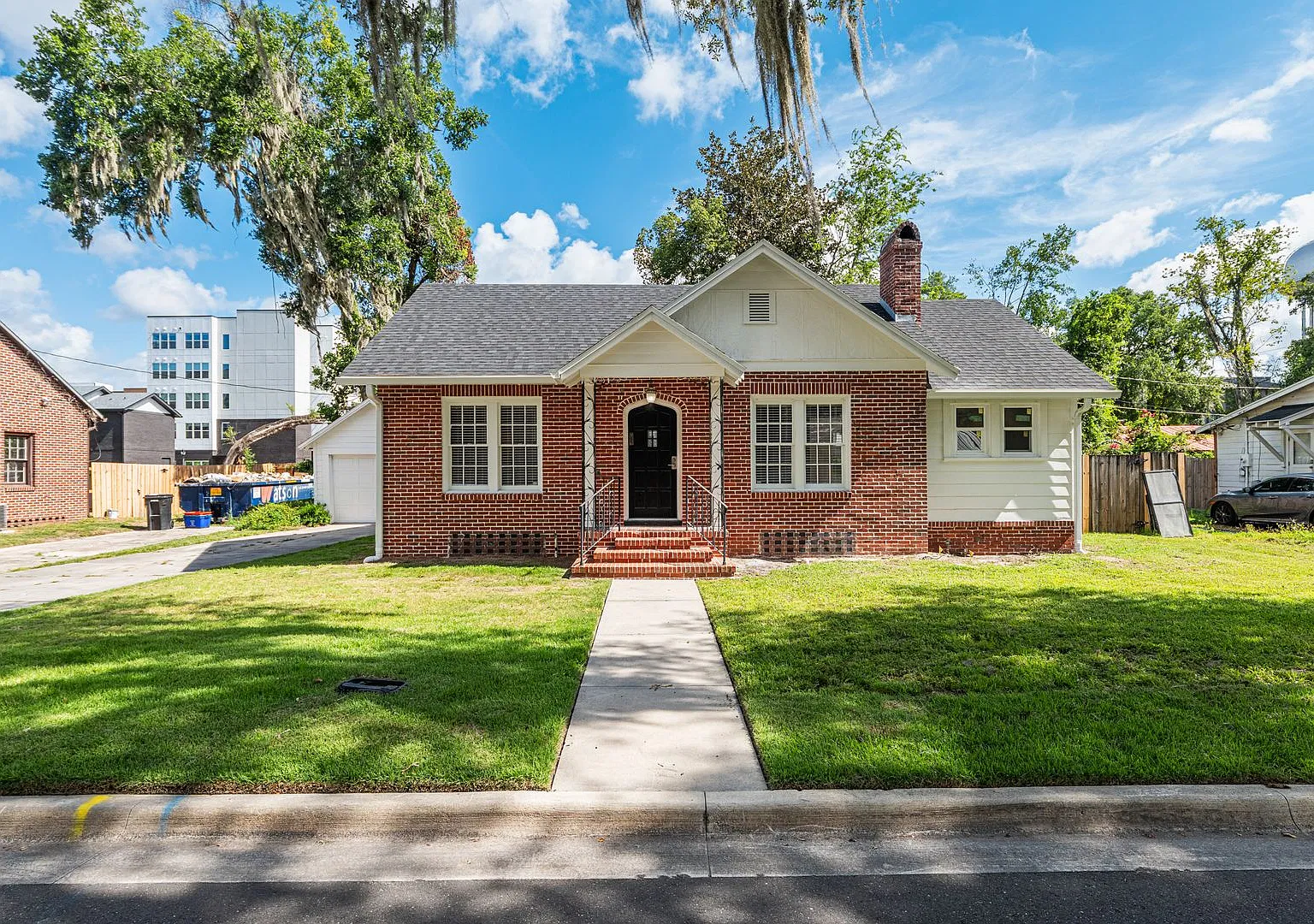 1220 NW 4th Ave — Photo 1
