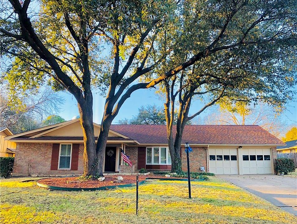 1st image of 3836 Carman Dr