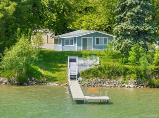 4037 N West Torch Lake Dr, Kewadin, MI 49648