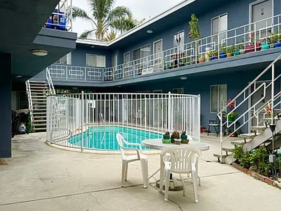 4th image of 5505 Corteen Pl APT 12