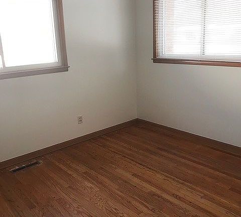 5th image of 1348 Georgia Ave