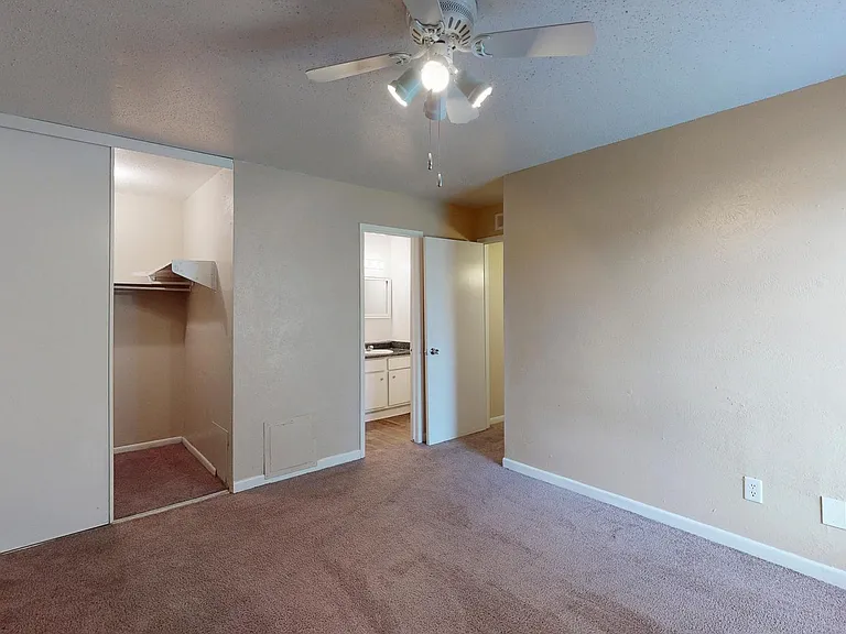 Tower Park Apartments — Photo 55