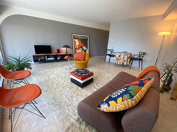 3rd image of 300 N State St APT 2834