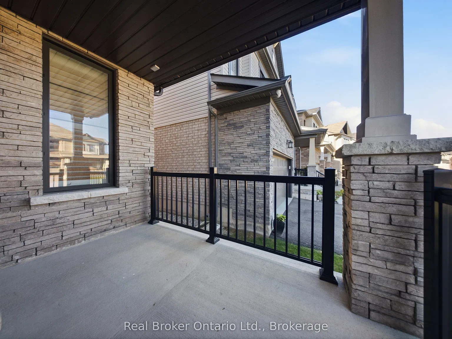 4 bed, $3,300 — Photo 4