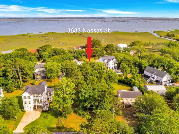 3683 Nassas St, Mount Pleasant, SC 29466