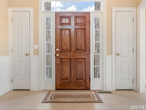 5th image of 68 Charter Ridge Drive