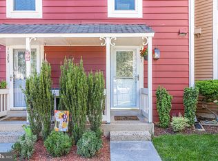 11287 Silentwood Ln, Reston, VA 20191