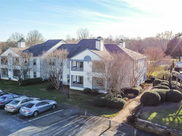 8020 Tremaine Ct APT D, Concord, NC 28227