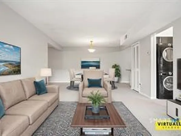 1510 Twin Circle Dr #1510, South Windsor, CT 06074