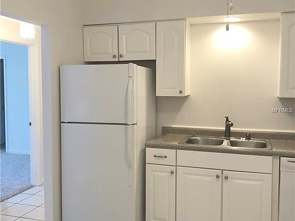 5th image of 30 Turner St APT 206