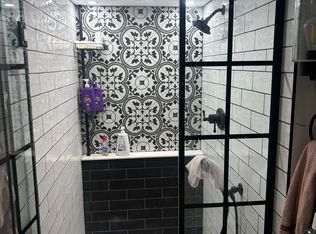 5540 N Austin Ave #Basement, Chicago, IL 60630