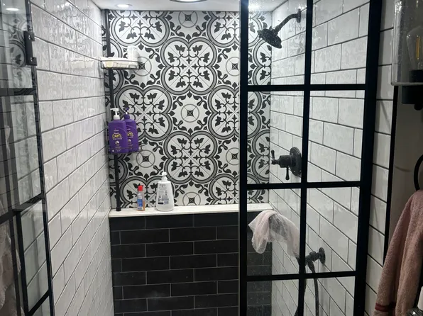 5540 N Austin Ave #Basement, Chicago, IL 60630