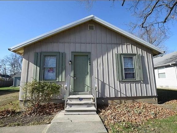 5th image of 2509 N Rosewood Ave