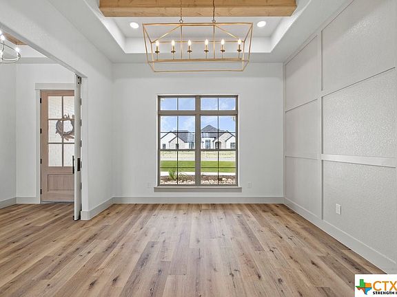 3rd image of 7944 Rock Crest Dr