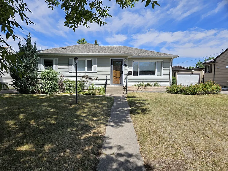3609 6th Ave S — Photo 2