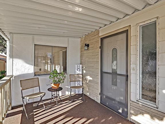 4th image of 275 Burnett Ave #112
