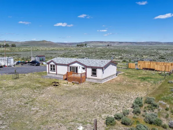 39830 Desert Ln, Burns, OR 97720