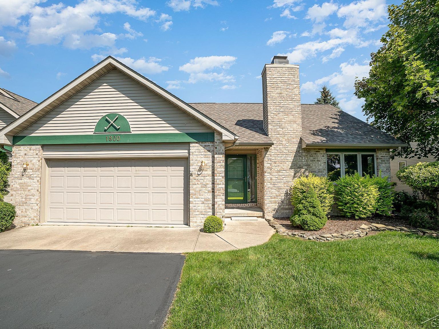 1800 E Ironwood Dr, Essexville, MI 48732 Zillow
