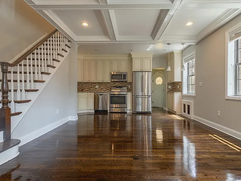 3510 Union St #2 — Photo 9