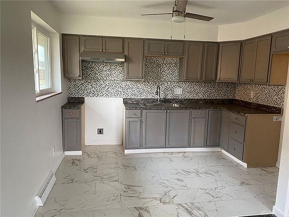 2nd image of 4227 Merryfield Ave