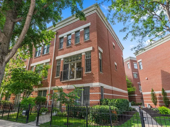 1050 W Fry St, Chicago, IL 60642