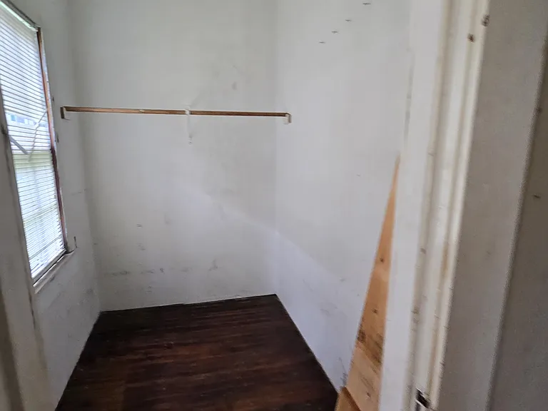 404 S Railroad Blvd — Photo 5