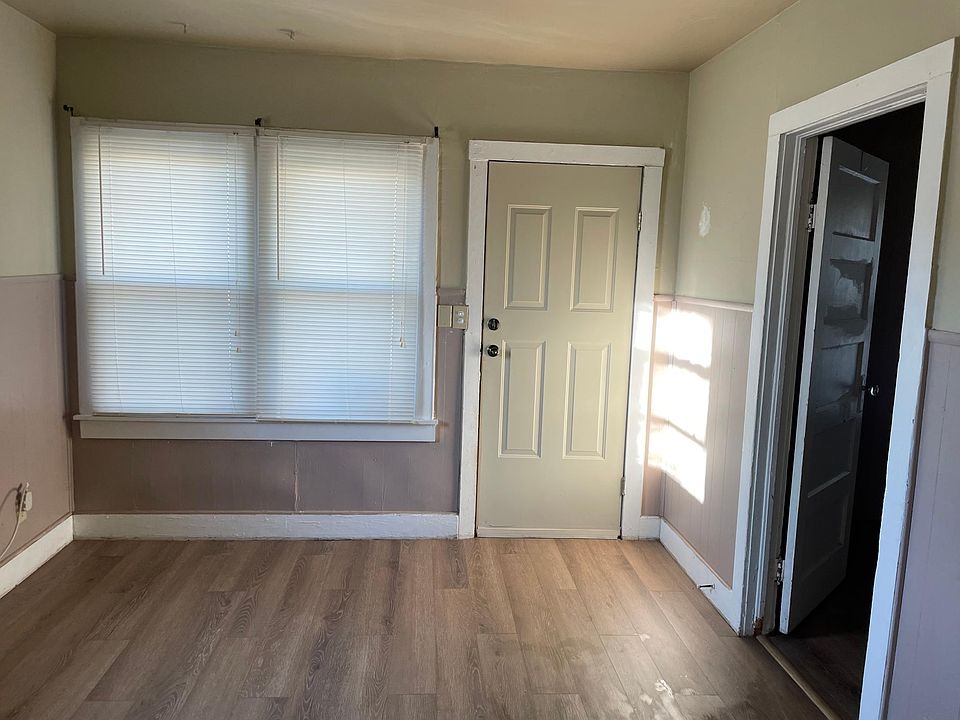 2nd image of 712 W Georgia Ave