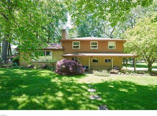 3130 Stanley Rd, Akron, OH 44333