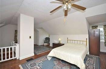 4th image of 4101 Holly Ave