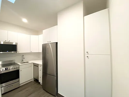 Rented by Guidance Realty Corp. | media 16