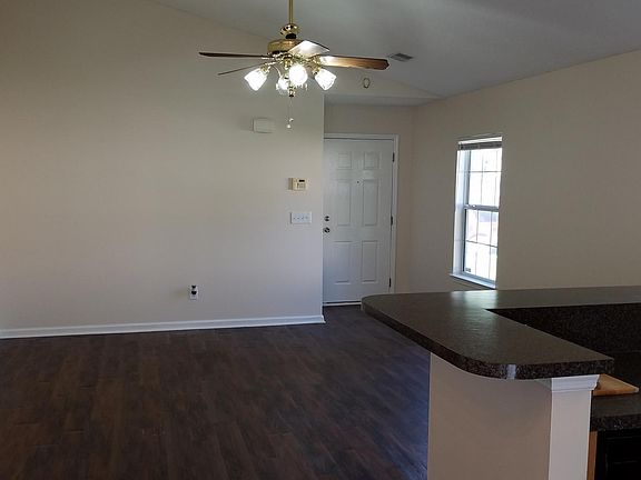 3rd image of 2443 Stingray Blvd