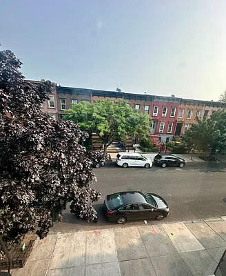 Rented by JB Mac Real Estate Inc. | media 21